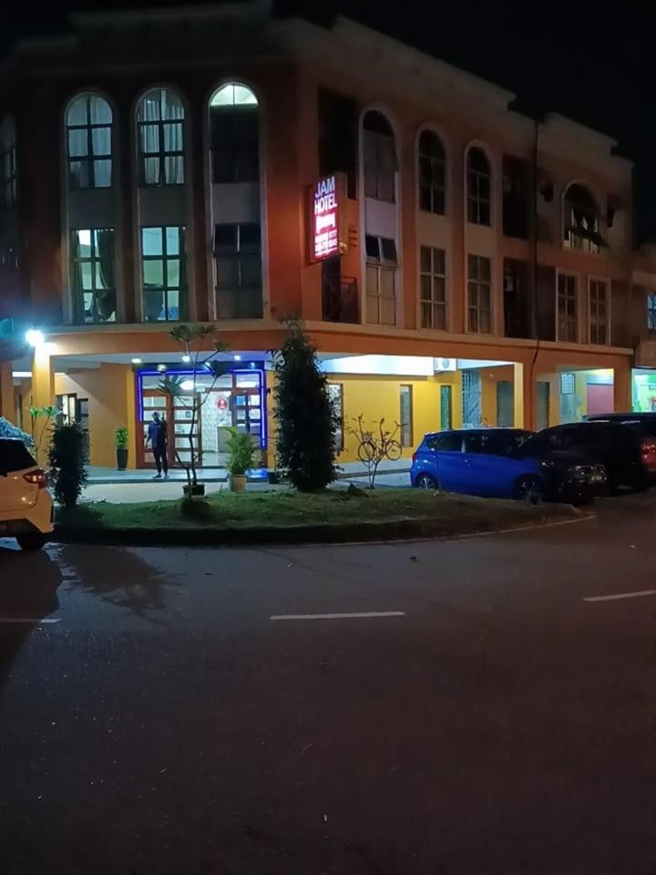 Jam Hotel Kota Warisan Sepang @ Erl Salak Tinggi, Klia 1-2 & F1 Екстериор снимка