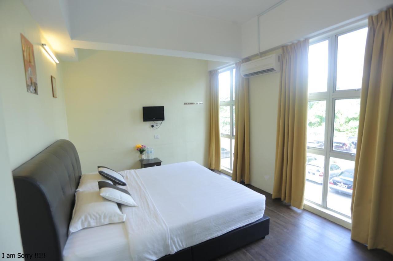 Jam Hotel Kota Warisan Sepang @ Erl Salak Tinggi, Klia 1-2 & F1 Екстериор снимка
