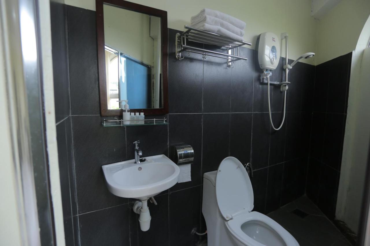 Jam Hotel Kota Warisan Sepang @ Erl Salak Tinggi, Klia 1-2 & F1 Екстериор снимка